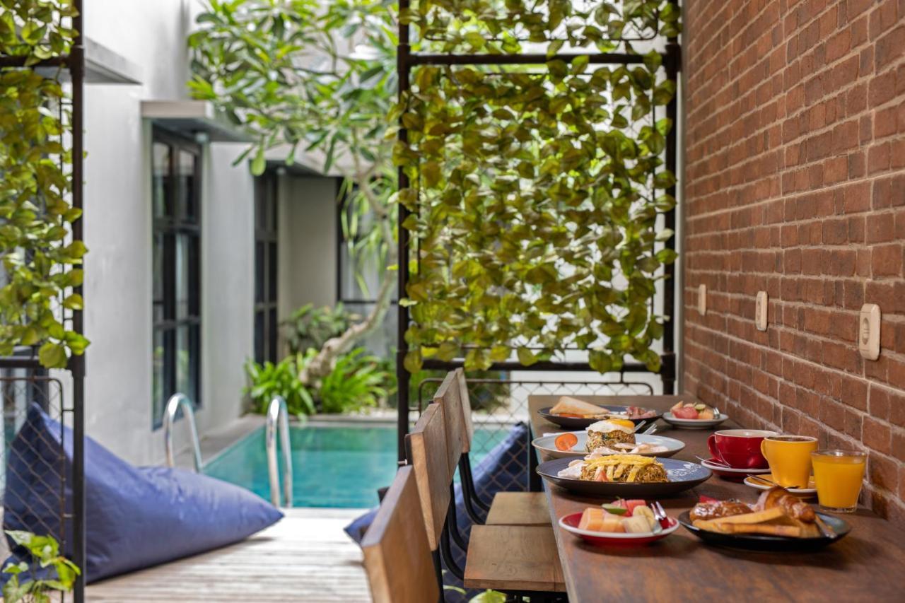 The Aswana Seminyak Hotel Exterior foto